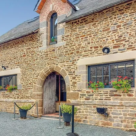 Stunning In Le Vendin *