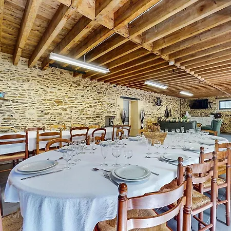 Stunning In Le Vendin