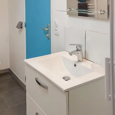 Stunning In Le Vendin Neuilly-le-Vendin